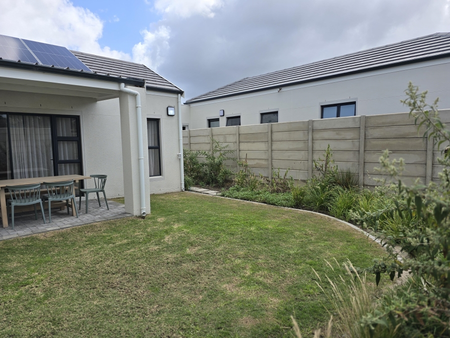 To Let 3 Bedroom Property for Rent in Jakarandas Western Cape